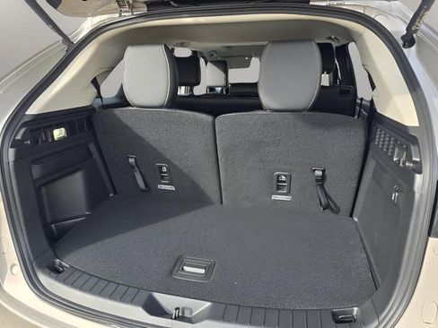 New 2026 MAZDA CX-90 Plug-In Hybrid w/ Preferred image 30