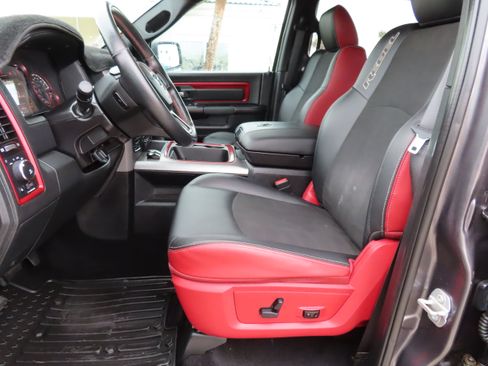 Used 2016 RAM 1500 Rebel w/ Luxury Group image 8