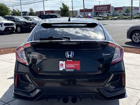Used 2021 Honda Civic Sport image 4