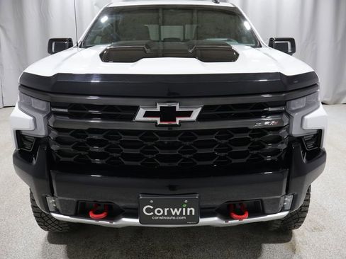 Used 2024 Chevrolet Silverado 1500 ZR2 w/ Technology Package image 7