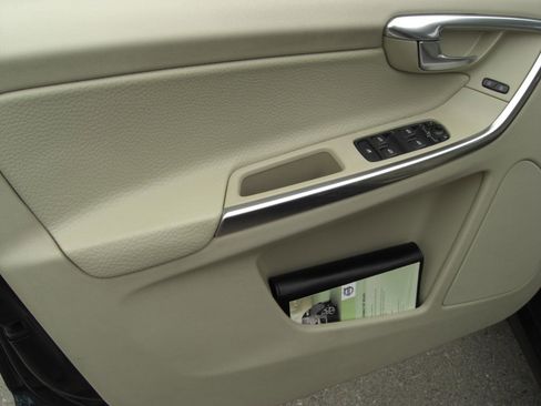 Used 2012 Volvo XC60 3.2 image 23