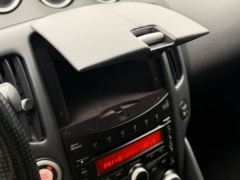 Used 2014 Nissan 370Z Touring w/ Sport Package image 34