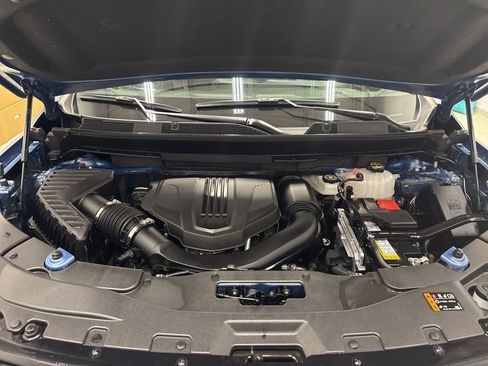 Used 2024 Chevrolet Traverse Z71 image 9