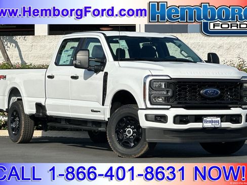 New 2026 Ford F250 4x4 Crew Cab Super Duty image 1