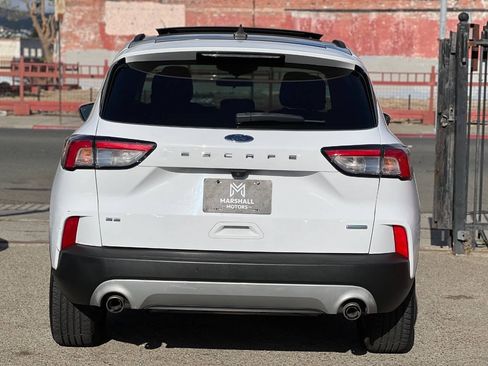 Used 2020 Ford Escape SE FWD image 5
