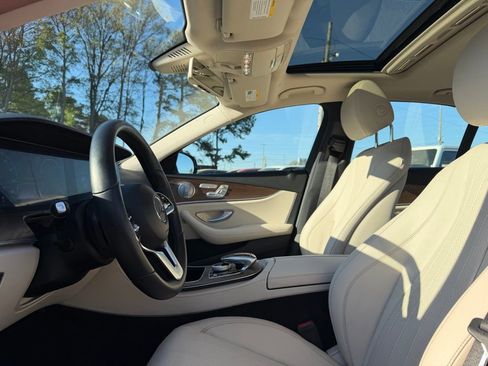 Used 2020 Mercedes-Benz E 350 Sedan image 11