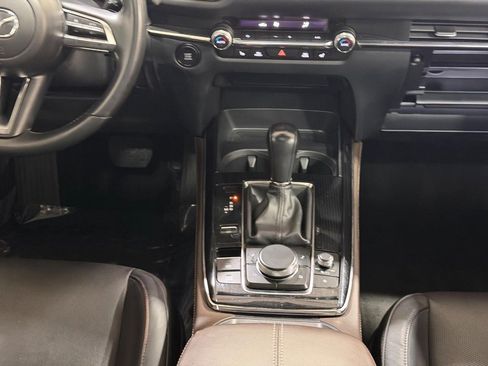 Used 2023 MAZDA CX-30 AWD 2.5 S w/ Premium Package image 14