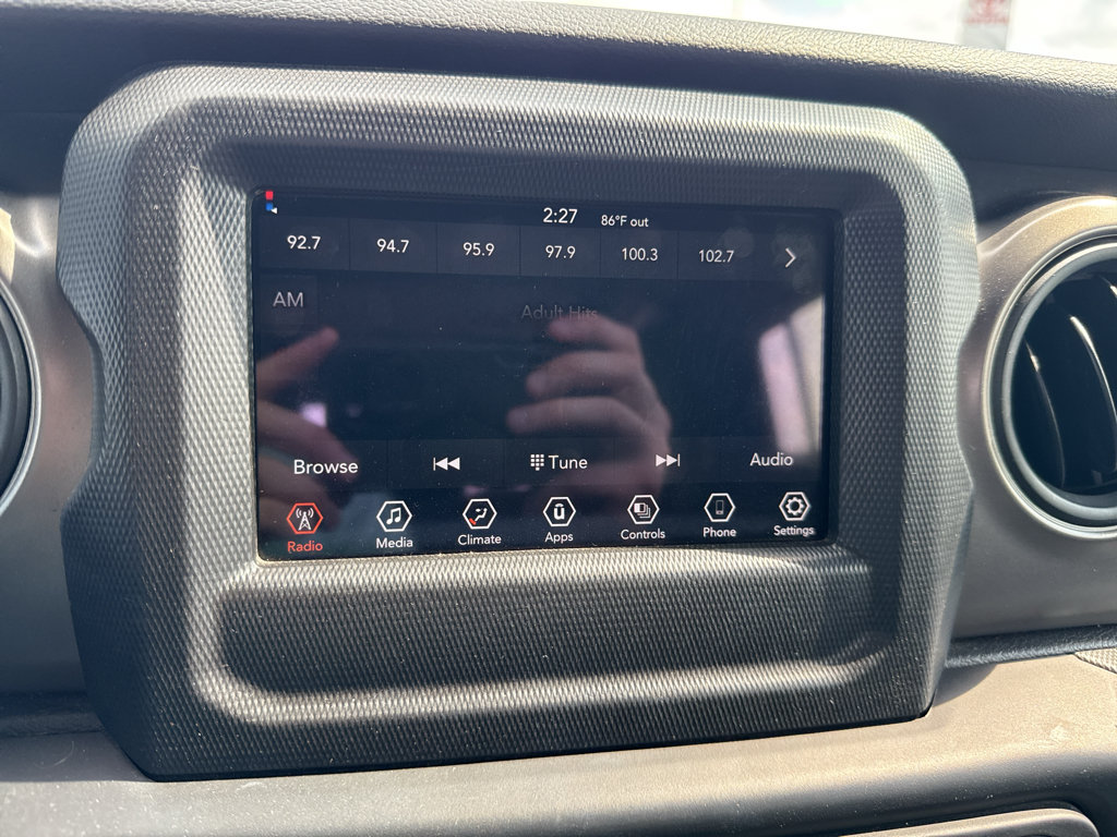 Used 2023 Jeep Wrangler Unlimited Sport AWD/4WD image 16