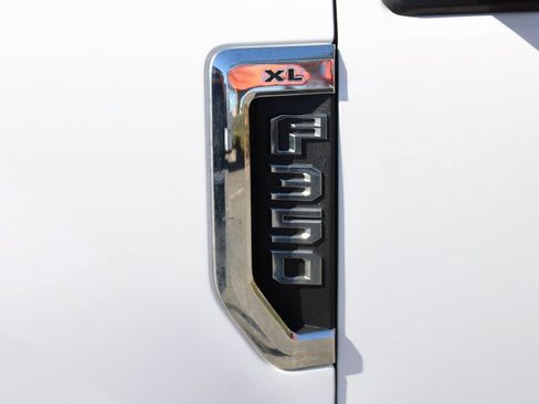 Used 2021 Ford F350 XL w/ Power Equipment Group image 49