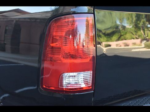 Used 2015 RAM 2500 Tradesman w/ Chrome Appearance Group image 47