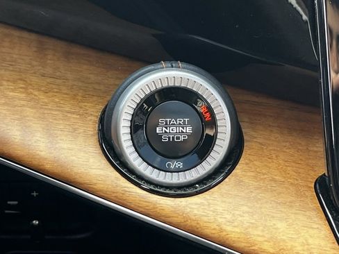 Used 2024 Jeep Grand Wagoneer Series III w/ Rear Seat Video Group 1 image 26