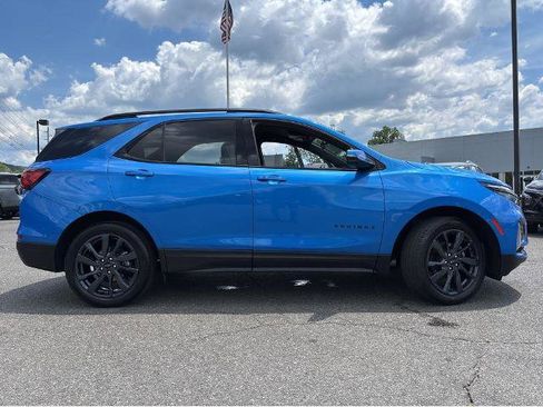 Used 2024 Chevrolet Equinox RS AWD/4WD image 5