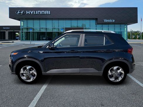 New 2026 Hyundai Venue SEL FWD image 22