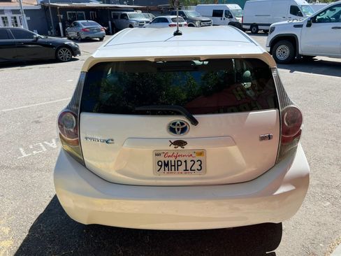 Used 2013 Toyota Prius C Three FWD image 5
