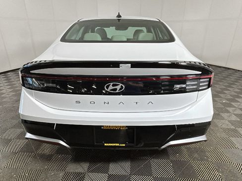 Used 2026 Hyundai Sonata SEL FWD image 4