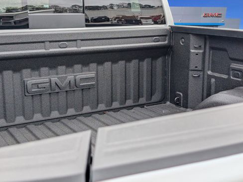 New 2026 GMC Sierra 1500 SLT w/ SLT Premium Plus Package AWD/4WD image 28