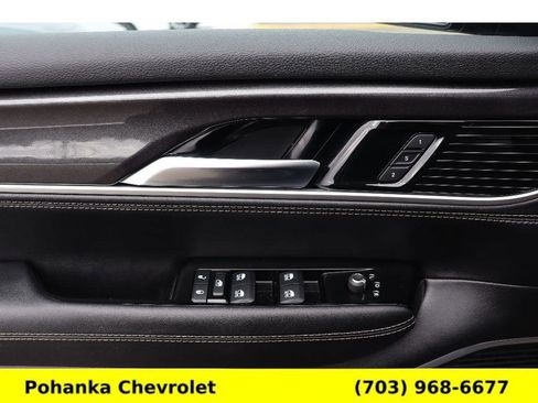 Used 2024 Jeep Wagoneer 4WD w/ Premium Group I image 28