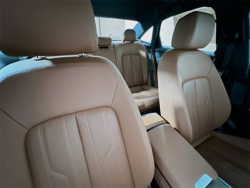 Used 2024 Audi A6 Premium Plus w/ Premium Plus Package image 29