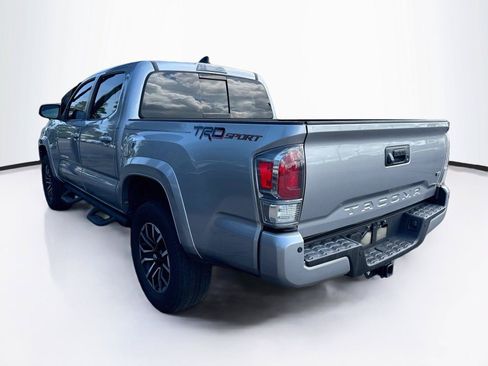 Used 2021 Toyota Tacoma TRD Sport w/ Technology Package RWD image 3