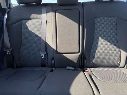 Used 2025 Kia Sportage LX FWD image 37