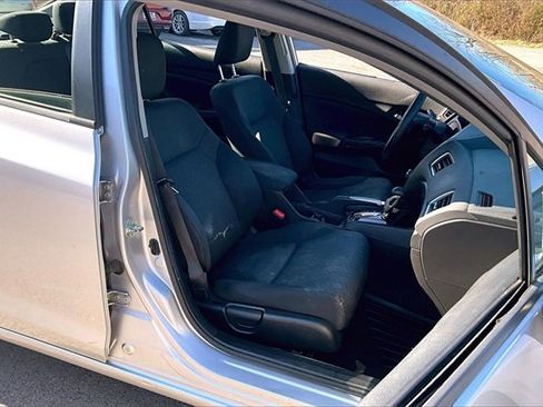 Used 2015 Honda Civic SE image 7