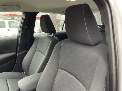 Certified 2025 Toyota Corolla LE FWD image 16