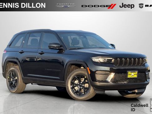 New 2025 Jeep Grand Cherokee Altitude image 1