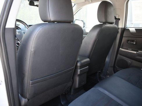 Used 2025 Mitsubishi Outlander Sport AWD image 21