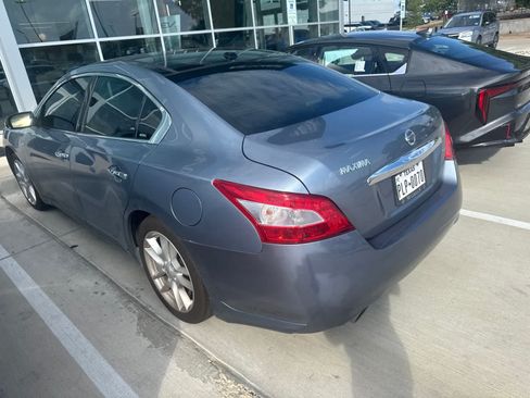 Used 2011 Nissan Maxima 3.5 SV w/ Premium Pkg FWD image 11