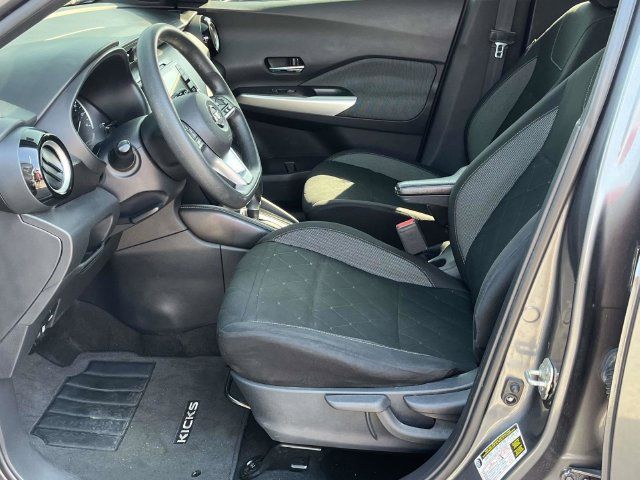 Used 2020 Nissan Kicks SV FWD image 13