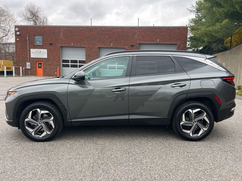 Used 2022 Hyundai Tucson SEL w/ Convenience + Premium Package AWD/4WD image 2