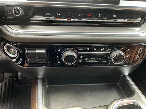 Used 2024 Chevrolet Silverado 1500 High Country RWD image 23
