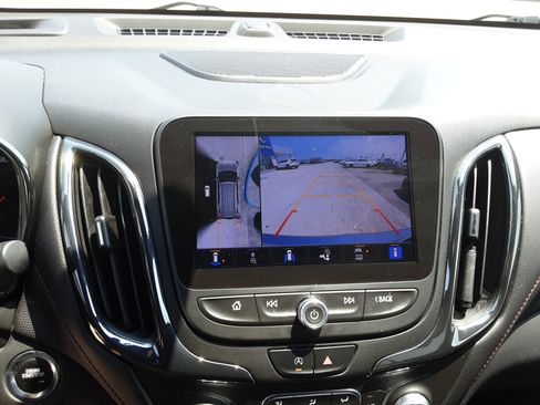 Used 2022 Chevrolet Equinox RS w/ RS Leather Package image 20