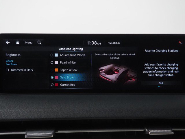 Used 2025 Genesis Electrified GV70 AWD Advance image 45