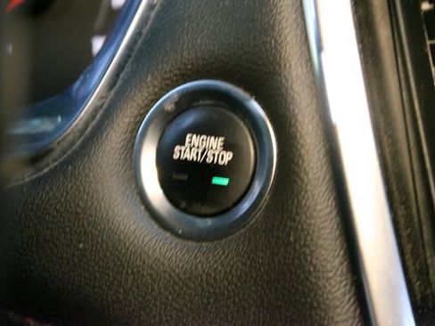 Used 2023 Chevrolet Traverse RS AWD/4WD image 25