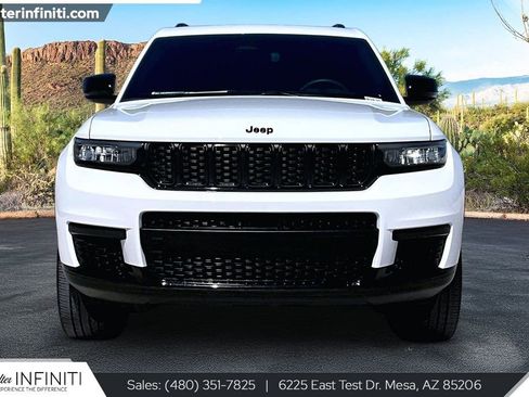Used 2024 Jeep Grand Cherokee L Altitude AWD/4WD image 3