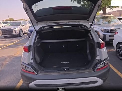 Used 2023 Hyundai Kona SEL FWD image 6