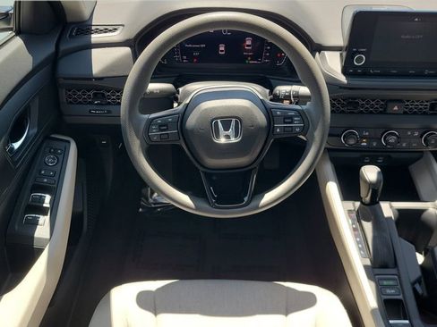Used 2023 Honda Accord LX image 12