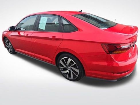 Used 2019 Volkswagen Jetta GLI image 5