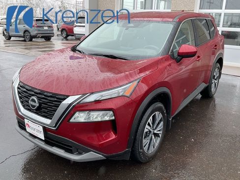 Used 2023 Nissan Rogue SV image 1