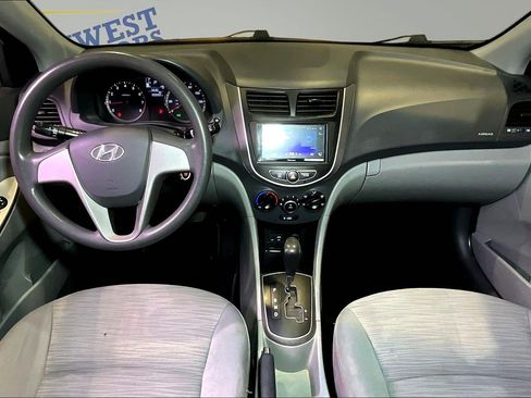 Used 2017 Hyundai Accent SE FWD image 8