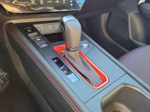 New 2026 Nissan Kicks SR w/ SR Premium Package FWD image 11