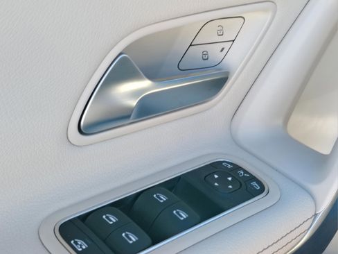 Certified 2026 Mercedes-Benz CLA 250 image 19