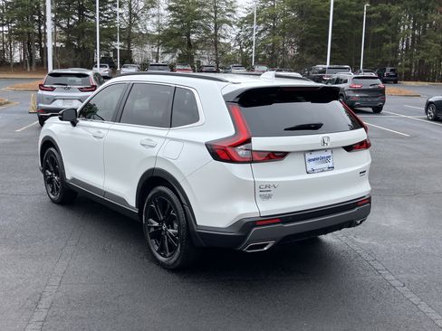 Used 2024 Honda CR-V Sport Touring image 8