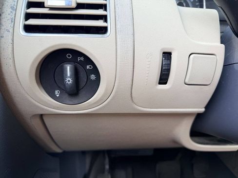 Used 2009 Ford Flex SEL FWD image 15
