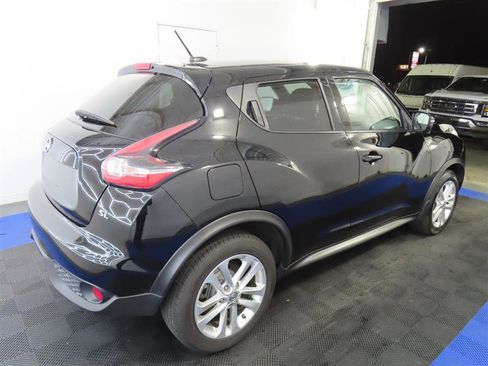Used 2016 Nissan Juke SL image 15