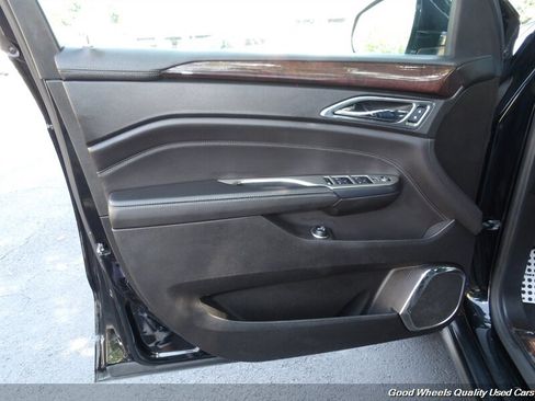 Used 2015 Cadillac SRX Luxury w/ Driver Awareness Package FWD image 25
