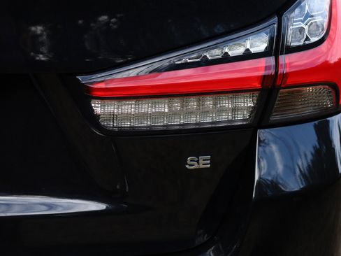 Used 2022 Mitsubishi Outlander Sport ES image 26