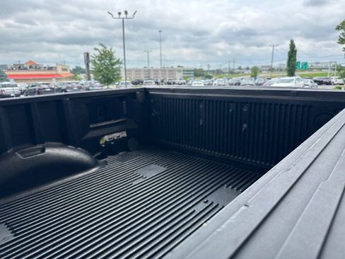 Used 2020 Ford F150 Lariat w/ Equipment Group 502A Luxury AWD/4WD image 6
