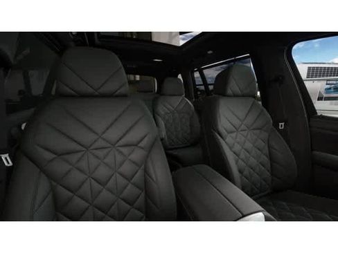 New 2026 BMW X7 xDrive40i w/ M Sport Package image 11
